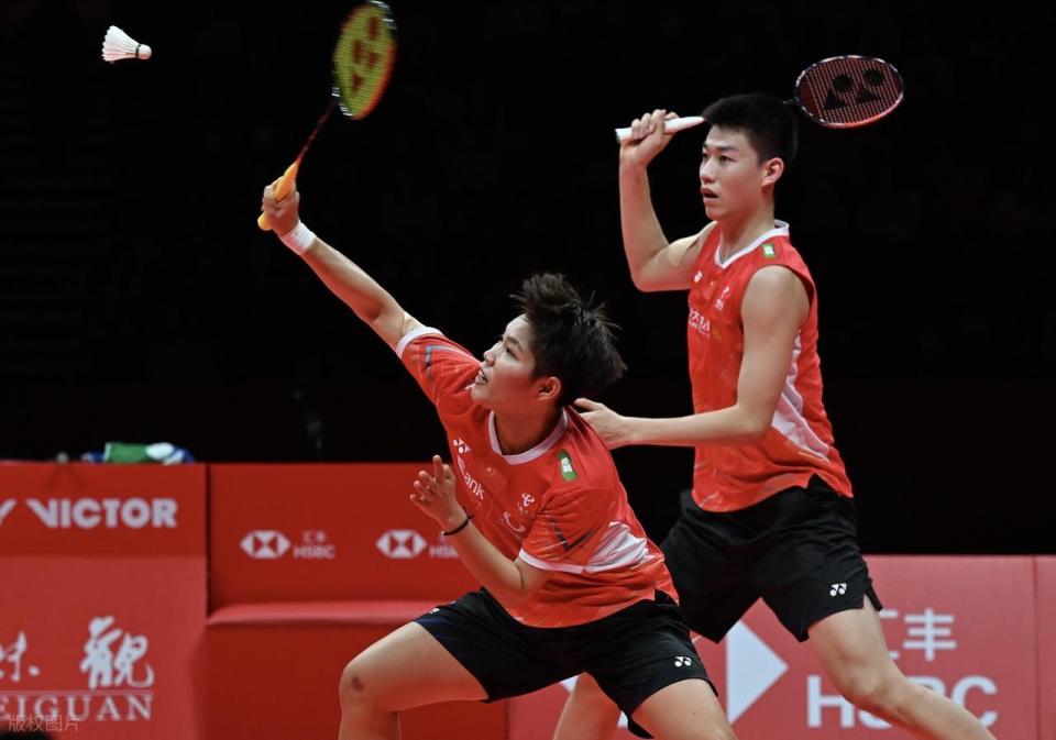 YAA, 黄东萍合作 YAA, 黄东萍合作