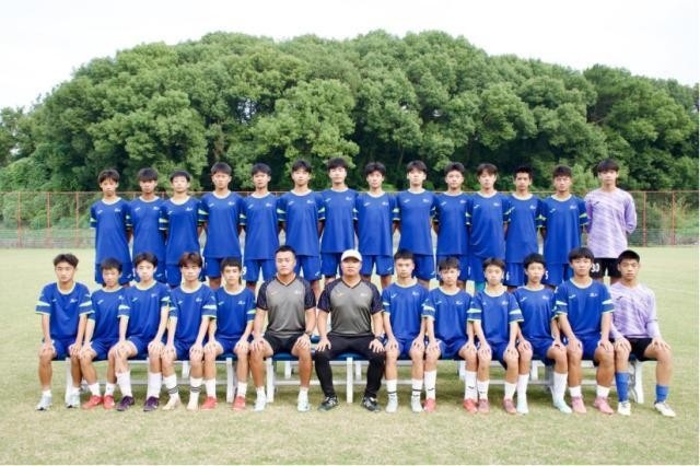 分享青少年, 代俱乐部